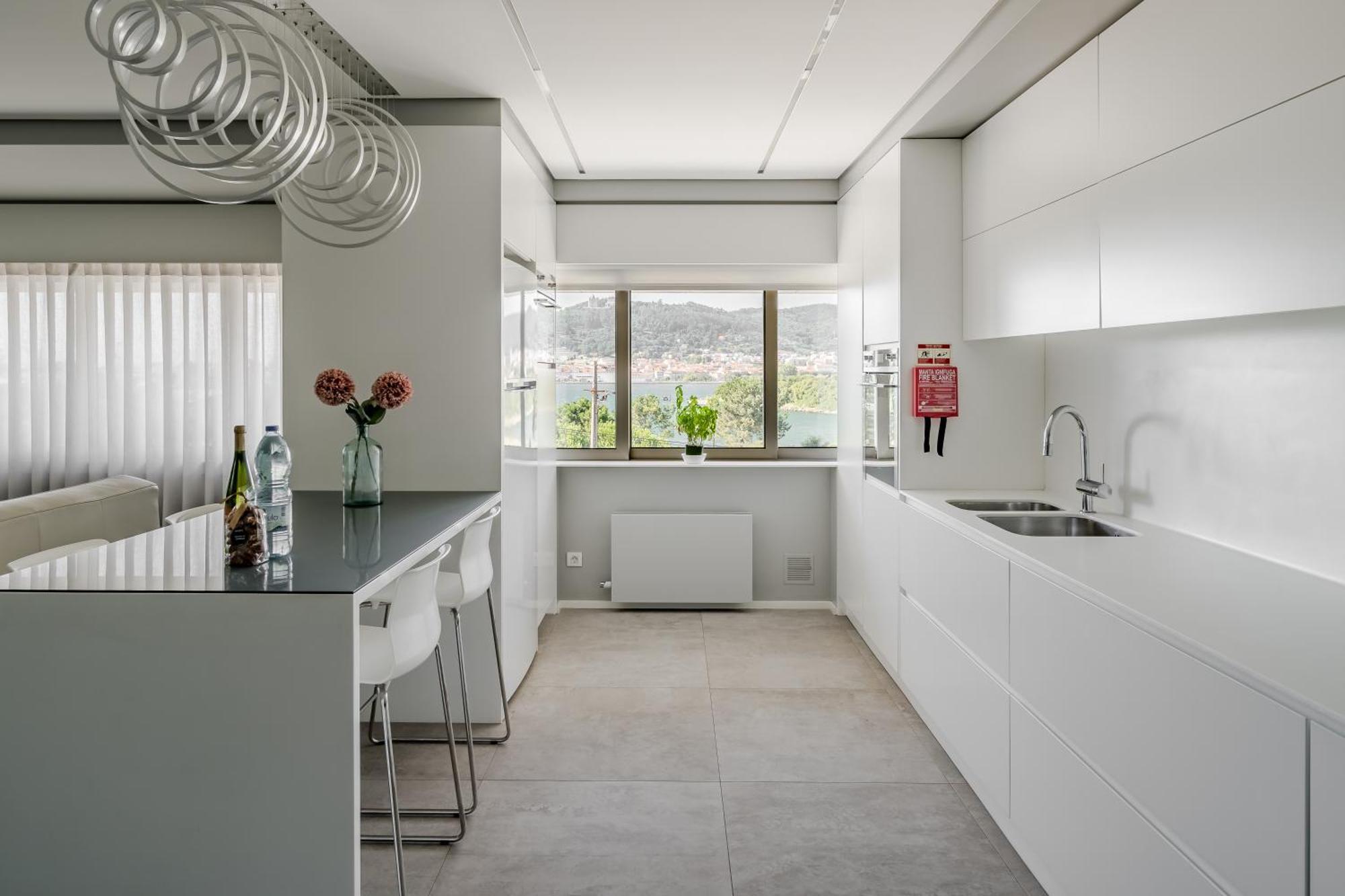 River Town View - Luxury Apartment With Jacuzzi On Terrace Viana do Castelo Exteriér fotografie